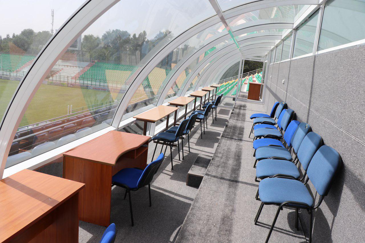 “Metallurg” stadionida projektor yaxshilangan. Navbat teletranslyatsiya masalasiga