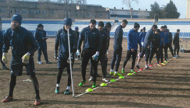 Superliga klublari futbolchilari jismoniy tayyorgarlik bo`yicha sinovlar topshirishmoqda