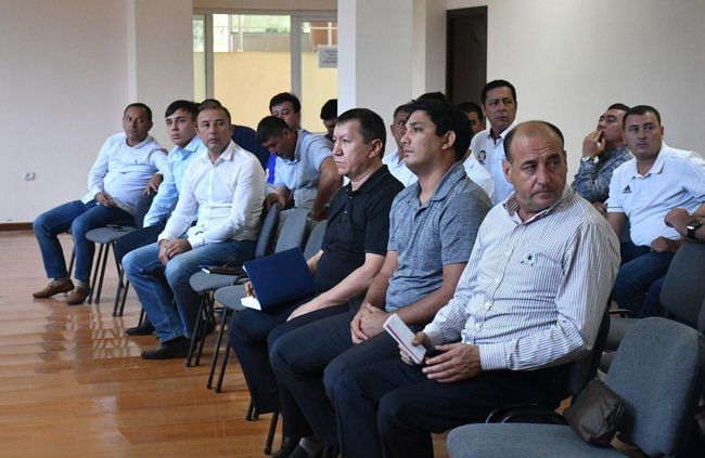 PFLda muxlislar bilan ishlash va stadionlarga ishqibozlar tashrifini oshirish bo`yicha yig`ilish bo`lib o`tdi 