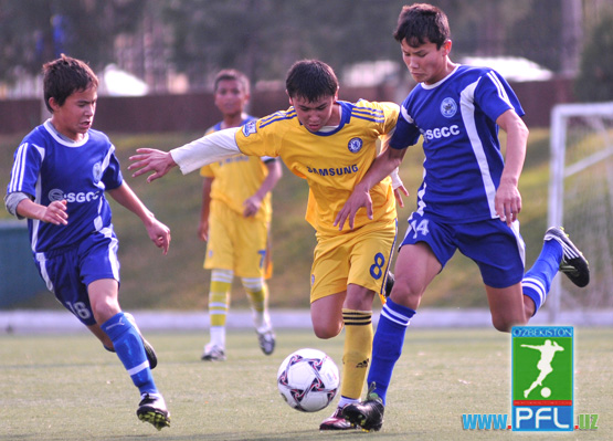 Futbol maktablari tarbiyalanuvchilari o`rtasida O`zbekiston Birinchiligi start oldi