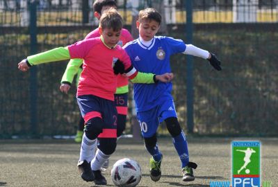 Futbol maktablari tarbiyalanuvchilari o`rtasida O`zbekiston Birinchiligi: G`oliblik uchun kurashadigan jamoalar ma`lum