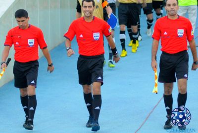 Superliga 4-turi hakamlari