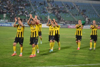 Pro liga. “Neftchi” muddatidan avval Superligaga yo‘llanma oldi