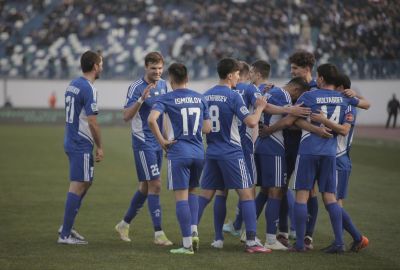 Coca-Cola Superliga. "Nasaf" mavsumni mag'lubiyat bilan boshladi, "Navbahor" va "Bunyodkor"da g'alaba
